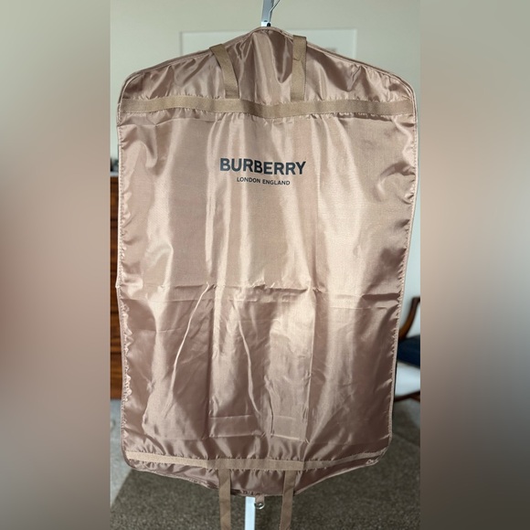 Burberry quilted bomber jacket - Picture 9 of 9